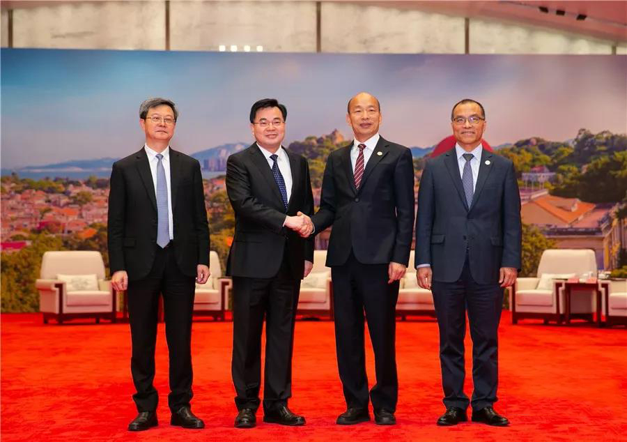 政府領(lǐng)導(dǎo)會(huì)見(jiàn)1.jpg